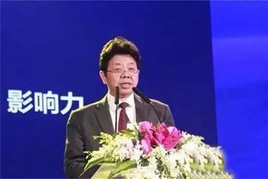 星空买球重工KS266H-2全液压单钢轮压路机荣获中国工程机械年度产品TOP50“技术创新